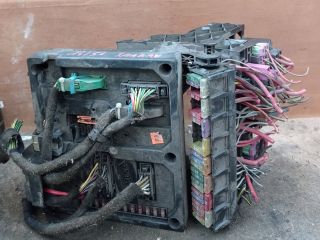 bontott FORD GALAXY Biztosítéktábla Utastér