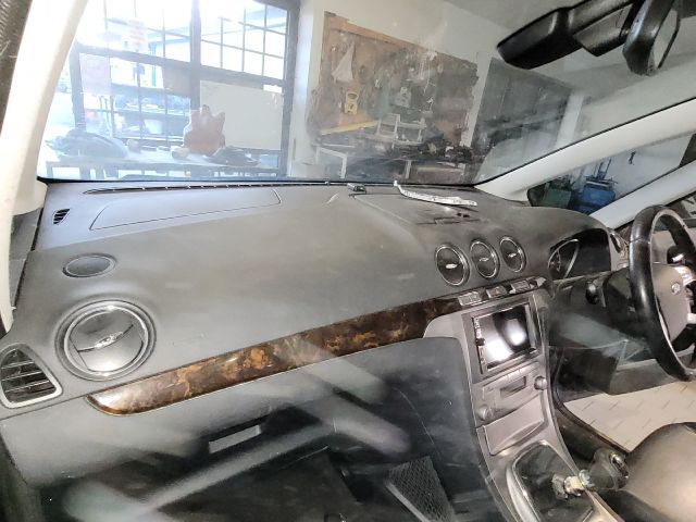 bontott FORD GALAXY Biztosítéktábla Utastér