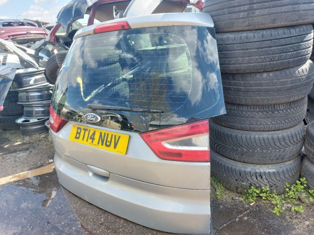 bontott FORD GALAXY Csomagtérajtó (Részeivel)