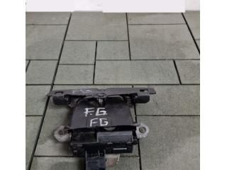 bontott FORD GALAXY Csomagtérajtó Zárszerkezet