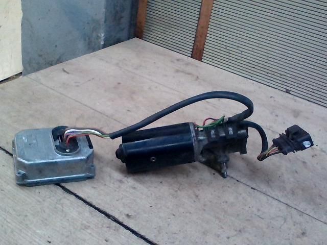 bontott FORD GALAXY Első Ablaktörlő Motor