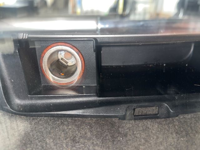 bontott FORD GALAXY Első Hamutartó