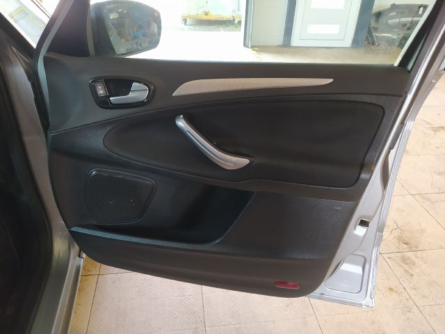 bontott FORD GALAXY Első Hamutartó