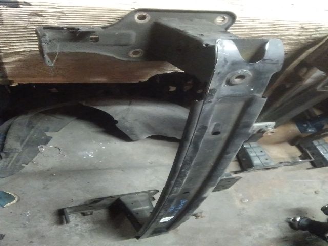 bontott FORD GALAXY Első Lökhárító Merevítő (Fém)