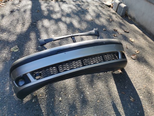 bontott FORD GALAXY Első Lökhárító (Részeivel)