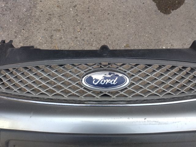 bontott FORD GALAXY Első Lökhárító (Részeivel)