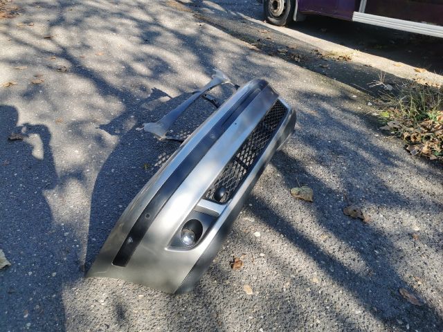 bontott FORD GALAXY Első Lökhárító (Részeivel)