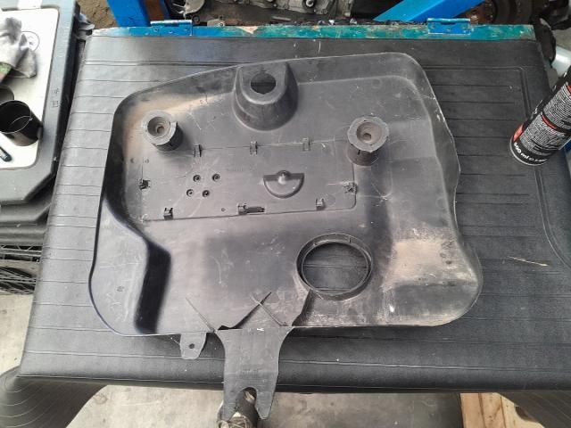 bontott FORD GALAXY Felső Hűtőburkolat