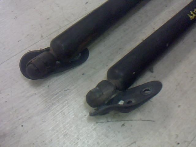 bontott FORD GALAXY Gázrugós Kitámasztó Teleszkóp Pár Csomagtérajtó