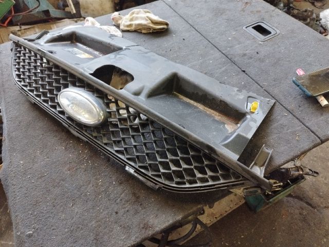 bontott FORD GALAXY Hűtőrács