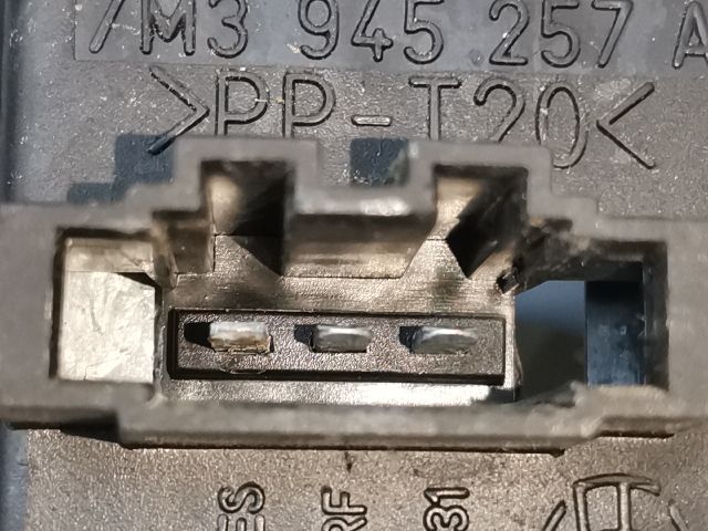 bontott FORD GALAXY Jobb Belső Hátsó Lámpa