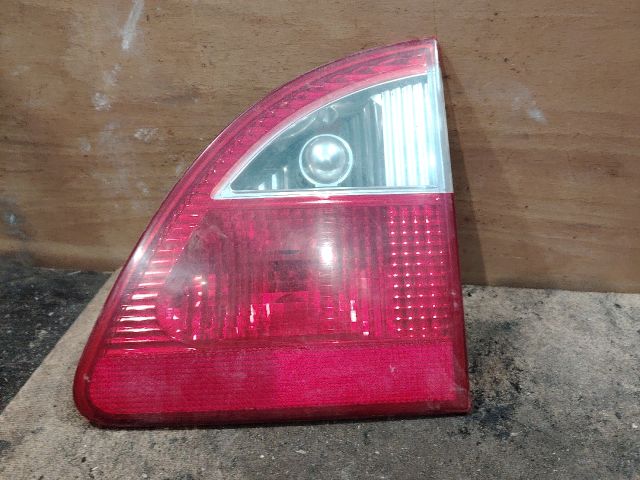 bontott FORD GALAXY Jobb Belső Hátsó Lámpa