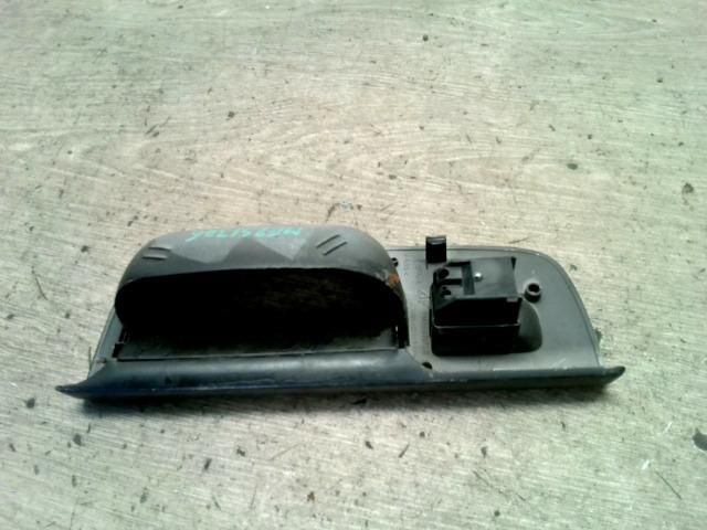 bontott FORD GALAXY Jobb első Ablakemelő Kapcsoló