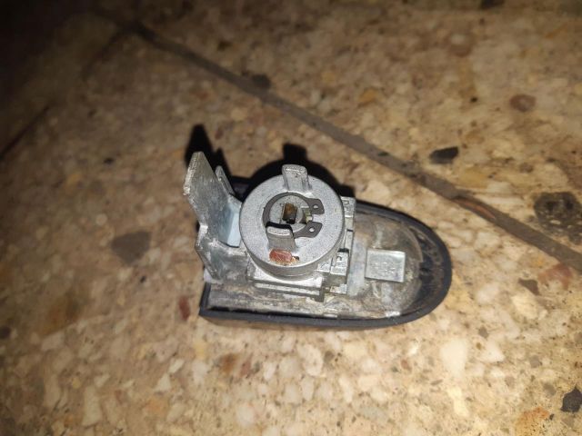 bontott FORD GALAXY Jobb első Ajtózár