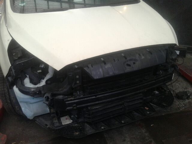 bontott FORD GALAXY Jobb első Sárvédő