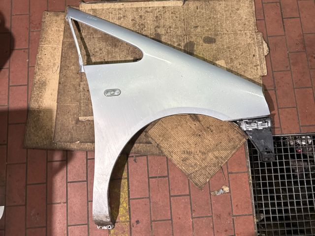 bontott FORD GALAXY Jobb első Sárvédő