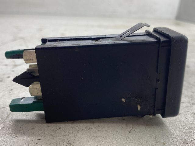 bontott FORD GALAXY Jobb első Ülésfűtés Kapcsoló