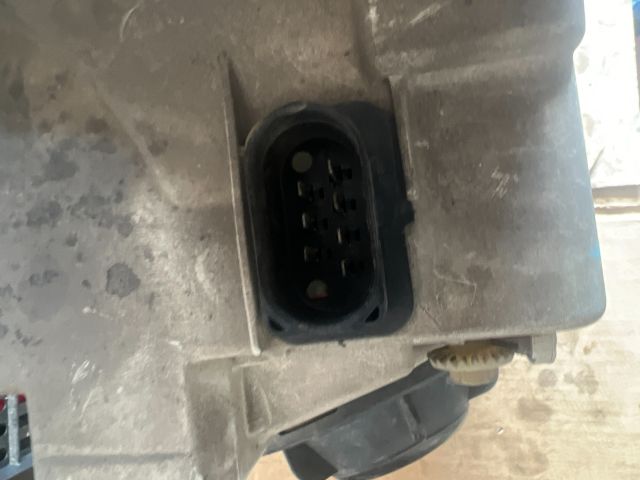 bontott FORD GALAXY Jobb Fényszóró