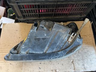 bontott FORD GALAXY Jobb Fényszóró