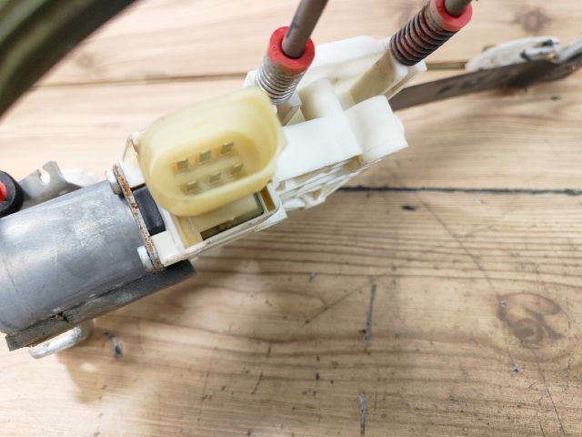 bontott FORD GALAXY Jobb hátsó Ablakemelő Szerkezet (Elektromos)