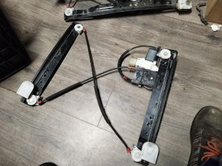 bontott FORD GALAXY Jobb hátsó Ablakemelő Szerkezet (Elektromos)