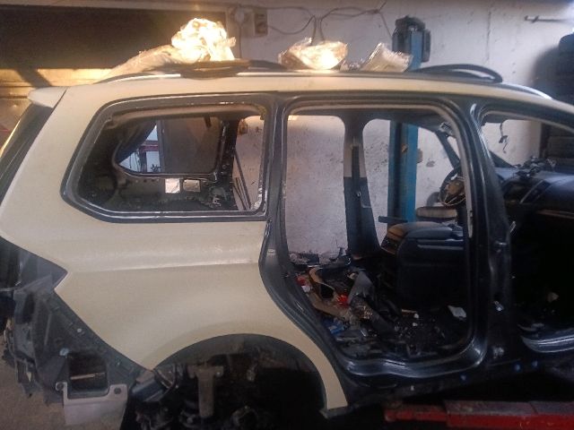 bontott FORD GALAXY Jobb hátsó Sárvédő