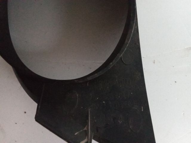 bontott FORD GALAXY Jobb Ködlámpa Rács