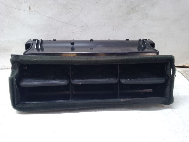 bontott FORD GALAXY Középső Szellőző