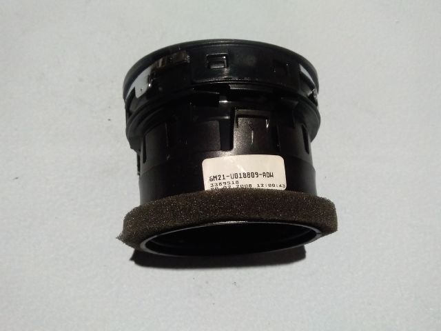 bontott FORD GALAXY Középső Szellőző