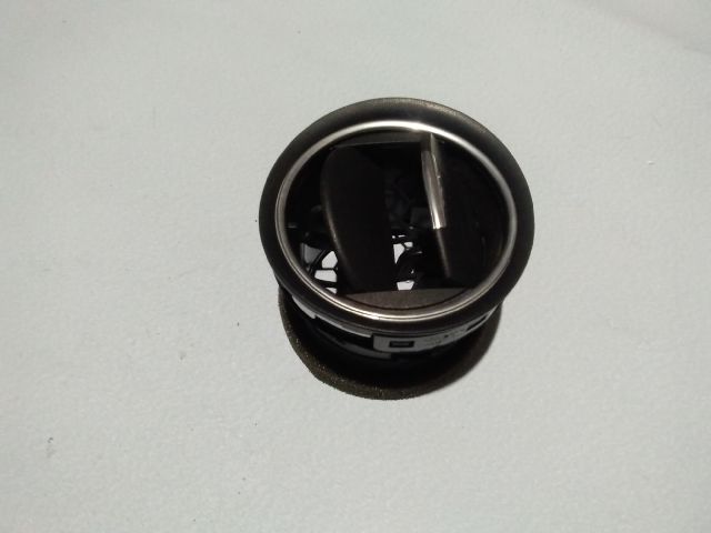 bontott FORD GALAXY Középső Szellőző