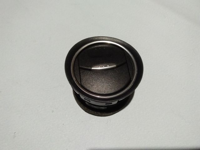 bontott FORD GALAXY Középső Szellőző