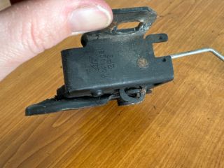 bontott FORD GALAXY Motorháztető Zárszerkezet