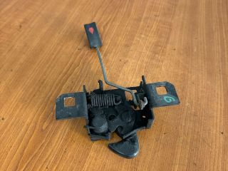 bontott FORD GALAXY Motorháztető Zárszerkezet