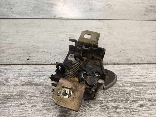 bontott FORD GALAXY Motorháztető Zárszerkezet