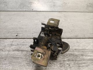 bontott FORD GALAXY Motorháztető Zárszerkezet