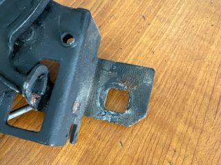 bontott FORD GALAXY Motorháztető Zárszerkezet