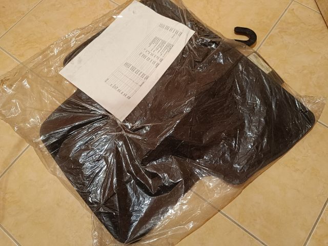 bontott FORD GALAXY Szőnyeg Szett