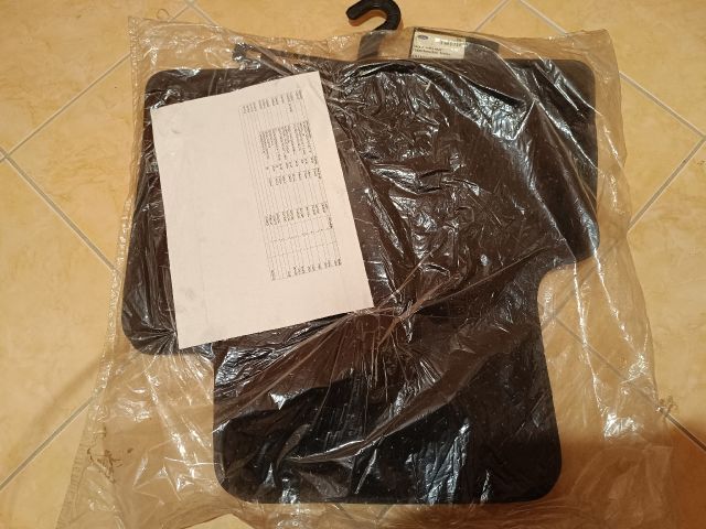 bontott FORD GALAXY Szőnyeg Szett