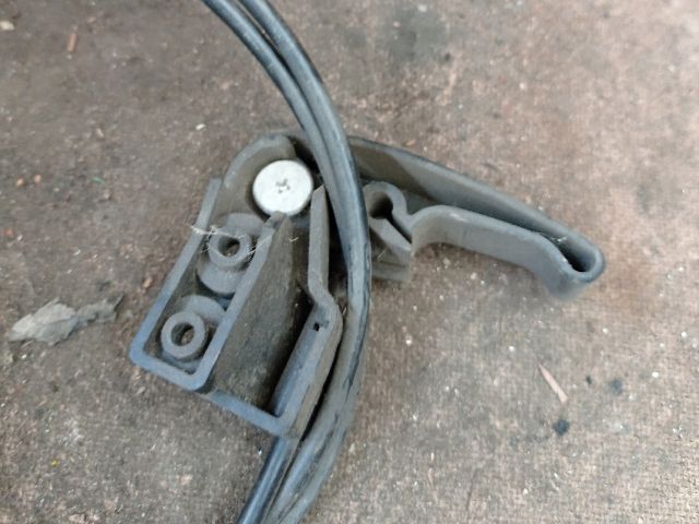 bontott FORD GALAXY Tankajtó Nyitó Bowden