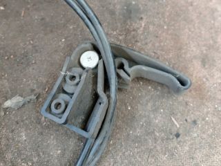 bontott FORD GALAXY Tankajtó Nyitó Bowden