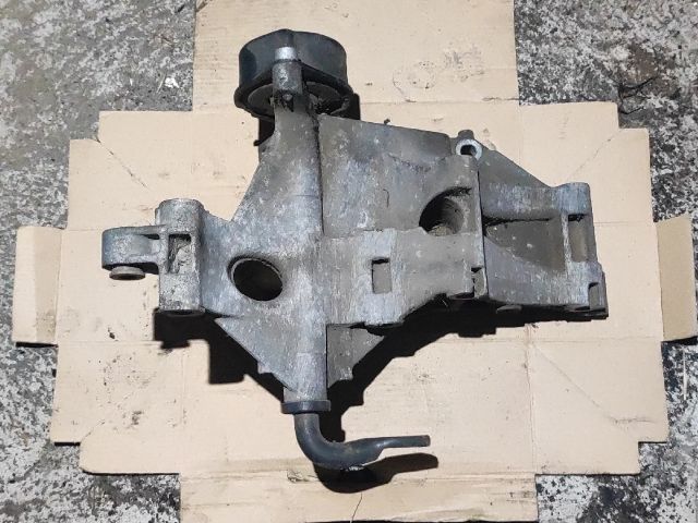 bontott FORD GALAXY Tartó Bak