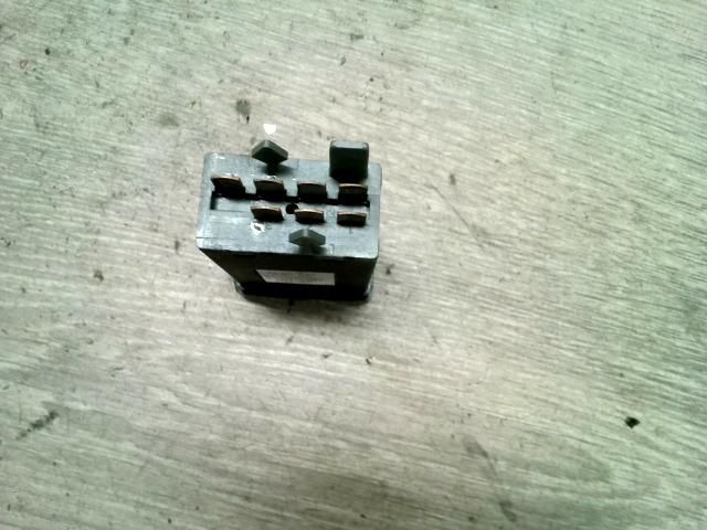 bontott FORD GALAXY Vészvillogó Kapcsoló