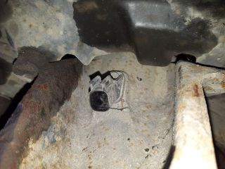 bontott FORD GRAND C-MAX Bal első Csonkállvány Kerékaggyal