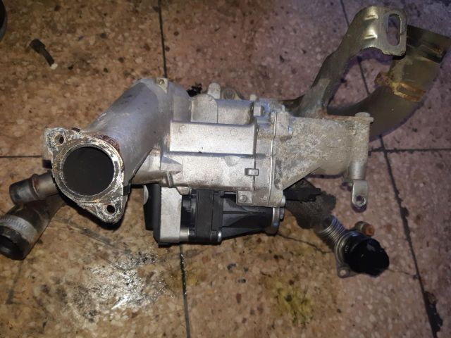 bontott FORD GRAND C-MAX EGR / AGR Szelep