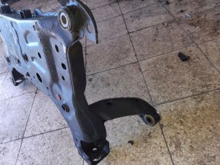 bontott FORD GRAND C-MAX Első Bölcső