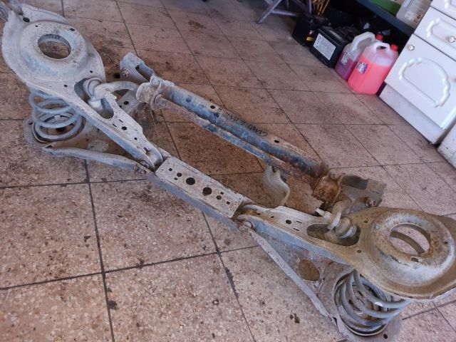 bontott FORD GRAND C-MAX Hátsó Híd (Tárcsafékes)