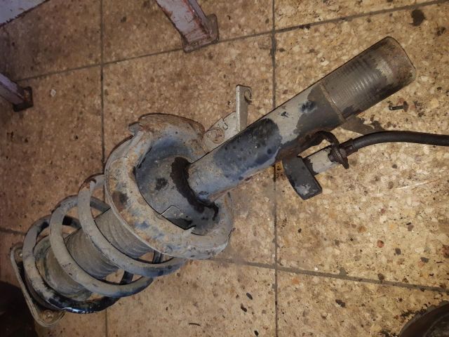 bontott FORD GRAND C-MAX Jobb első Lengéscsillapító