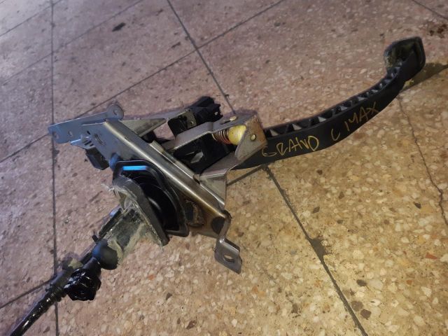 bontott FORD GRAND C-MAX Kuplung Pedál