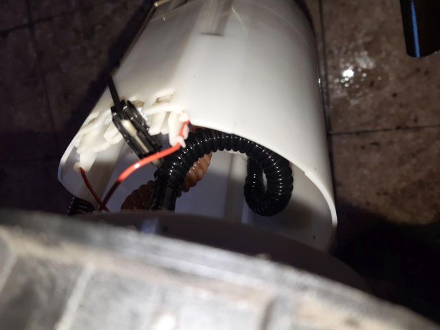 bontott FORD GRAND C-MAX Üzemanyagszint Jeladó