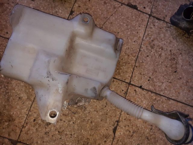 bontott FORD GRAND C-MAX Ablakmosó Tartály